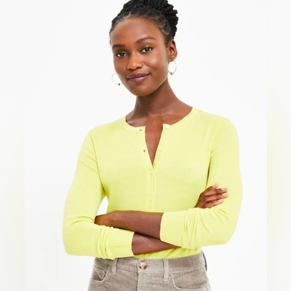 LOFT Crew Neck Button Down Sweater NWT Lime crush M